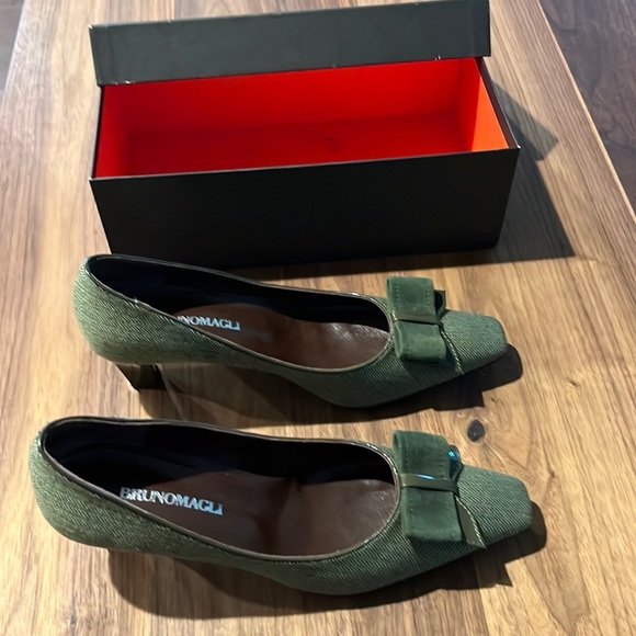 Brunomagli shoes $120 - Picture 1 of 2